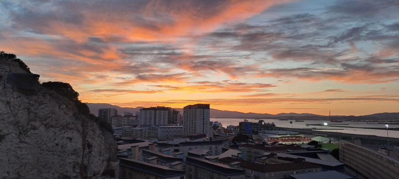 Beautiful Studio In Gibraltar - E1 외부 사진